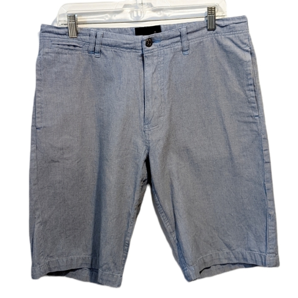 2/$20 Bench men’s Blue Bermuda Shorts Size 33 Cotton